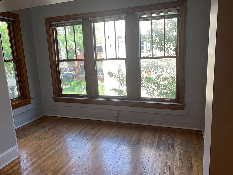 5606 N Kenmore Ave #3 — Photo 4