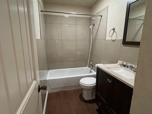 3rd image of 4500 Slayden Dr