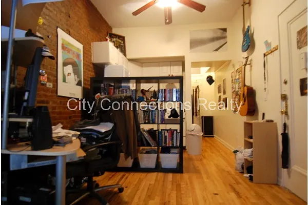 Rented by City Connections Realty | media 21