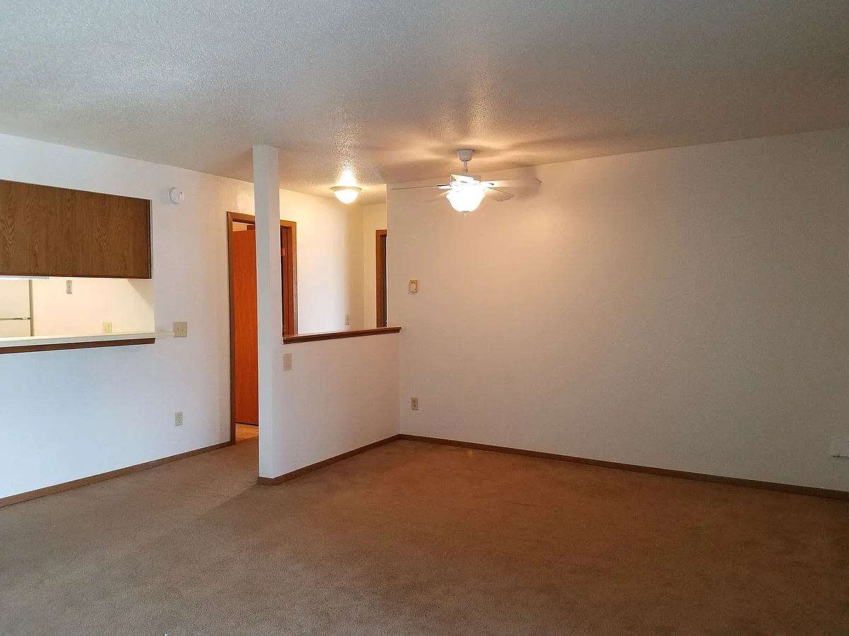 Building Photo - Prairie Tree Apartments