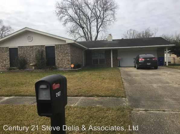 2107 Pear St, Deridder, LA 70634