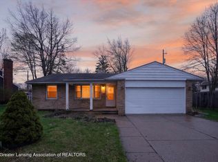 3225 Gingersnap Ln, Lansing, MI 48911