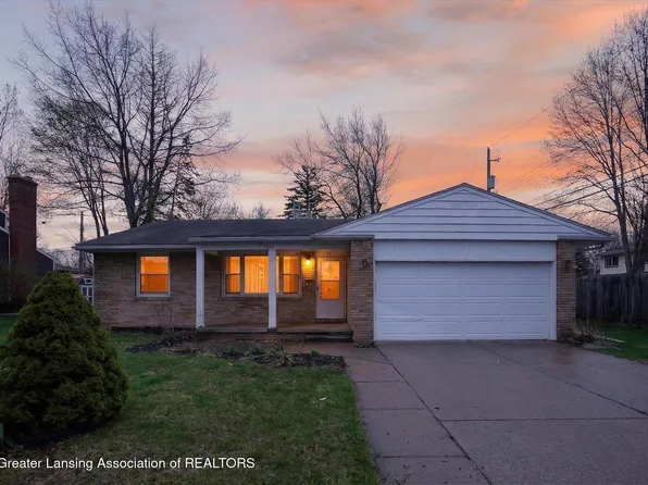 3225 Gingersnap Ln, Lansing, MI 48911