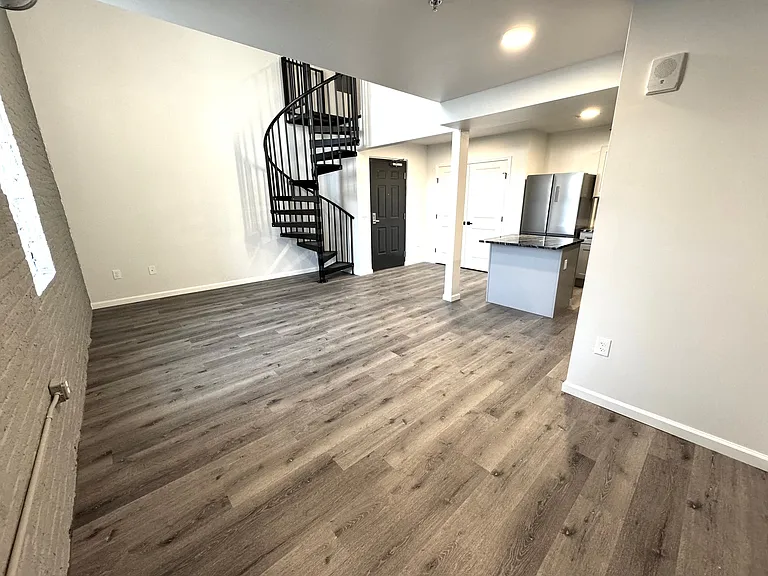 810 Monocacy St #207 — Photo 16