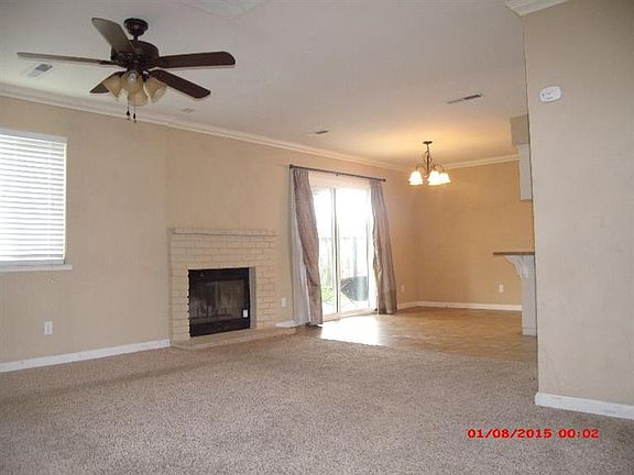 3rd image of 5066 E Olive Ave