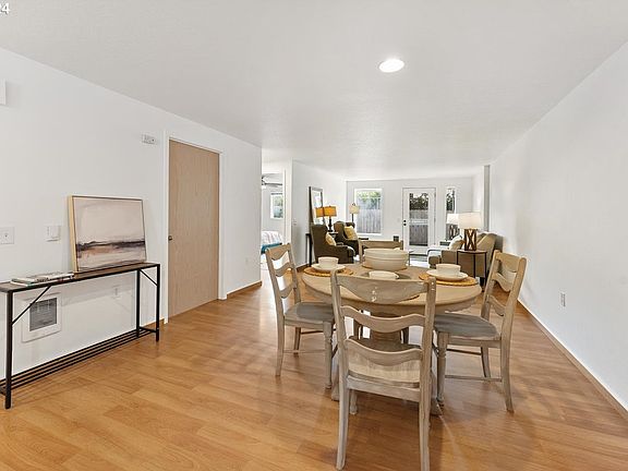 3rd image of 5301 Plomondon St APT E19