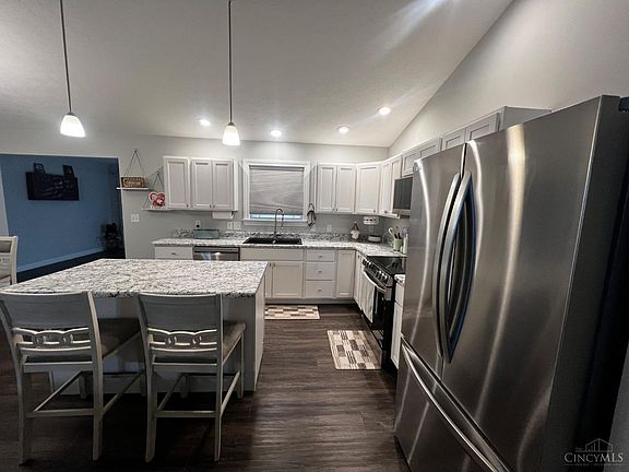 5th image of 106 Haylee Dr