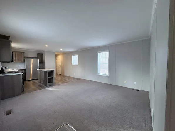 10694 E State Rte #762-50B, Lockbourne, OH 43137