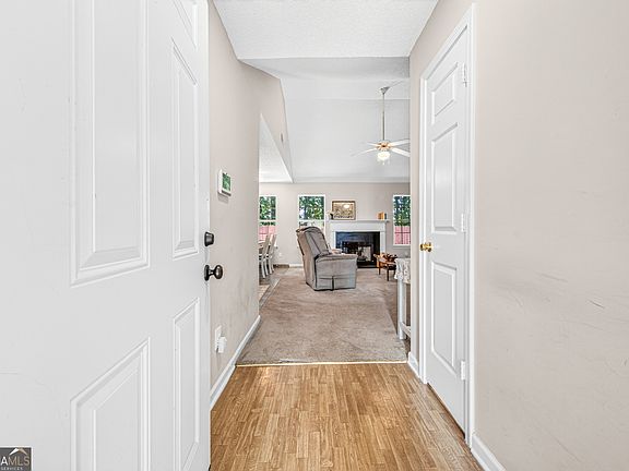 2nd image of 2343 Rambling Way