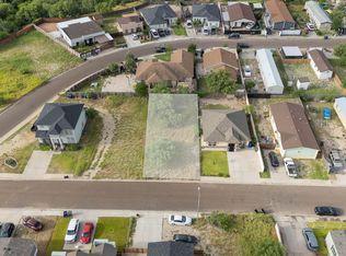 105 Frank Sciaraffa Dr, Laredo, TX 78046