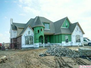 18770 N Twin Creeks Dr, Owasso, OK 74055