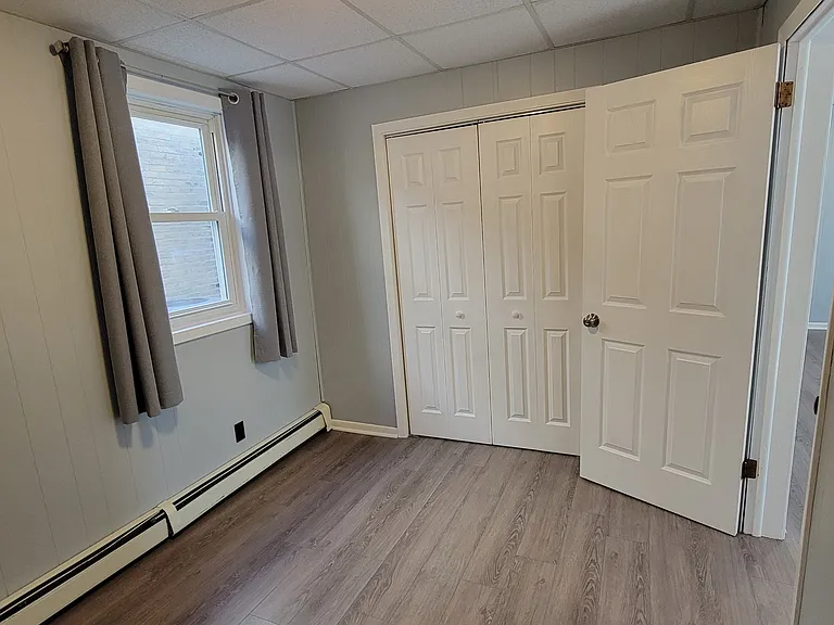 60 Birch Ave S — Photo 14