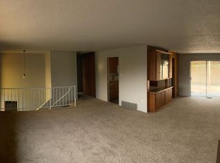 9925 N Waikiki Rd, Spokane, WA 99218