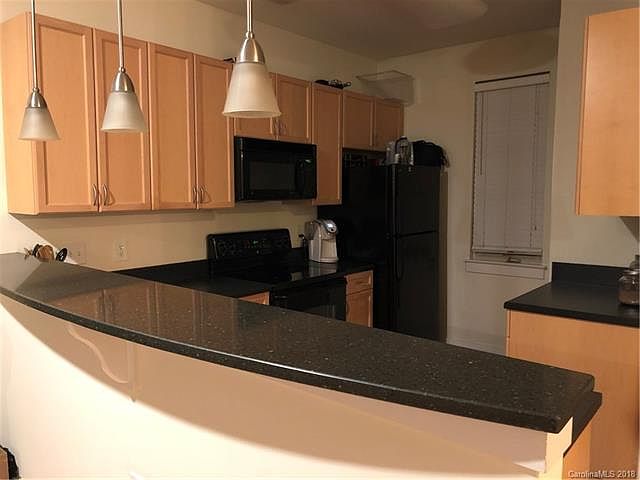 2nd image of 1101 W 1st St APT 307