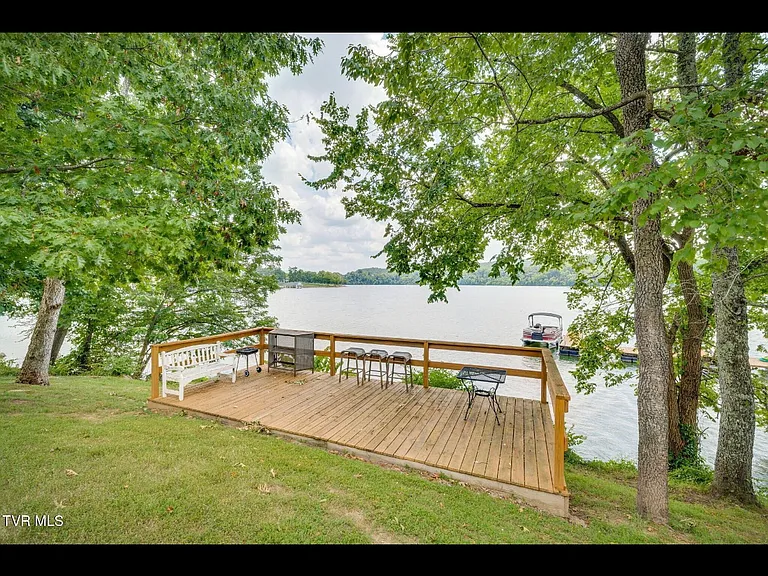 5 Lake Village Ct #5 — Photo 11
