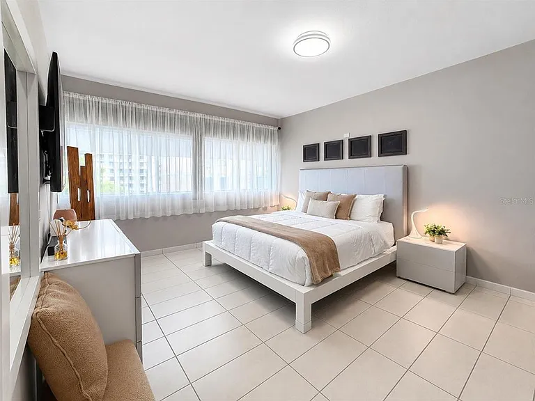 1554 Lopez Landron #Penthouse 503 — Photo 6