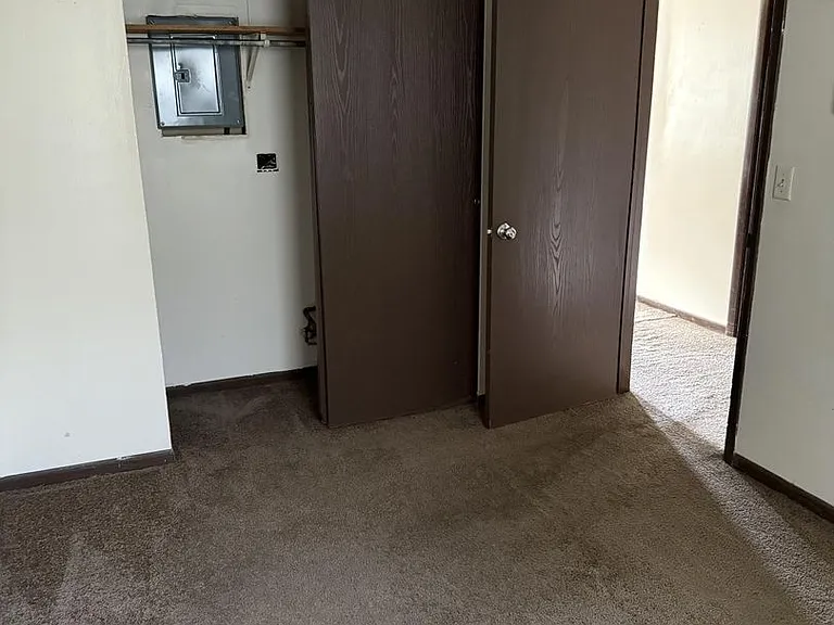 1248 Green Valley Dr — Photo 7