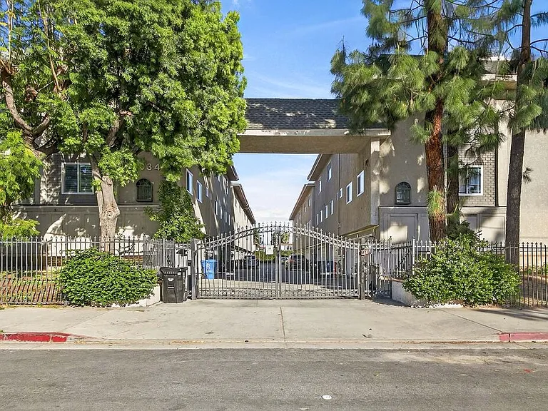 9034 Willis Ave #14 — Photo 1