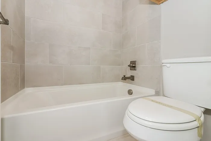 2850 Scanlan Mdw — Photo 23