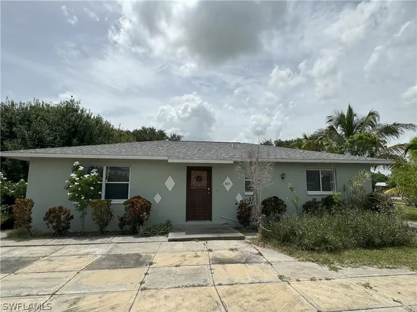825 Glades St, Immokalee, FL 34142