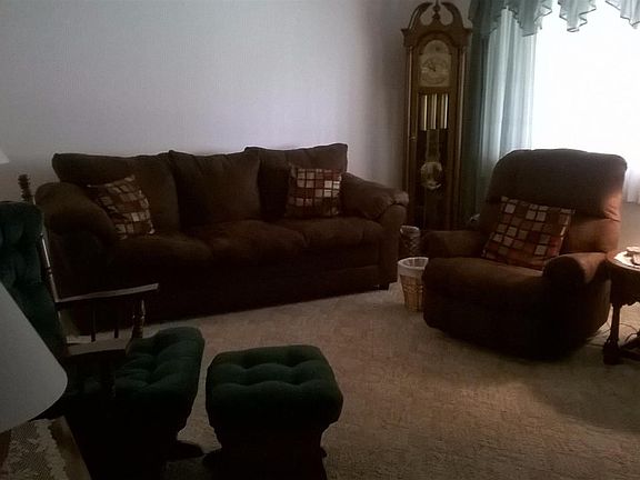 3rd image of 7647 Stancrest Dr