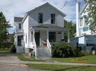 408 Pine St, Cheboygan, MI 49721