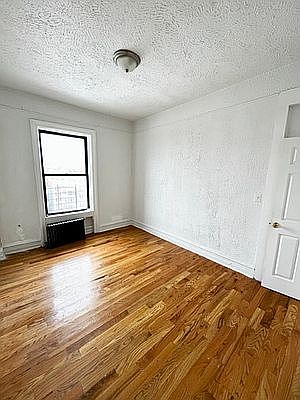 5th image of 550 W 157th St APT 107