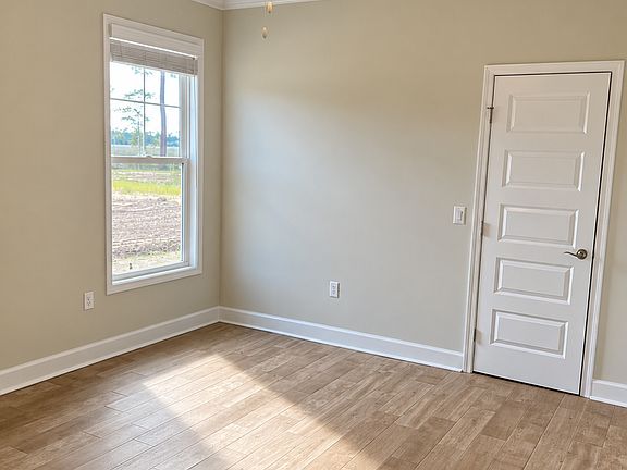 5th image of 130 Green Turtle Ct
