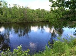 5371 Glynn Rd, Oconto, WI 54153