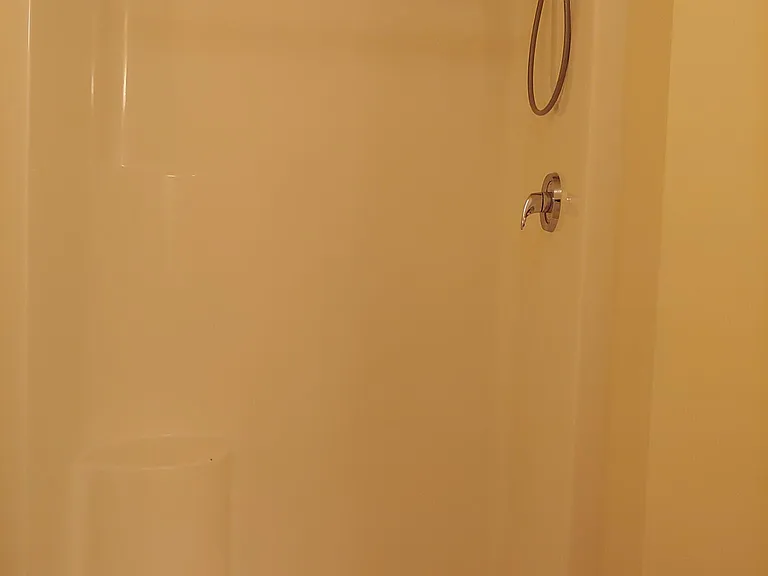 1590 Parkwood Dr — Photo 9