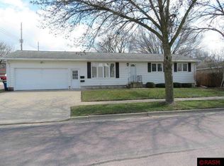 917 9th St N, New Ulm, MN 56073