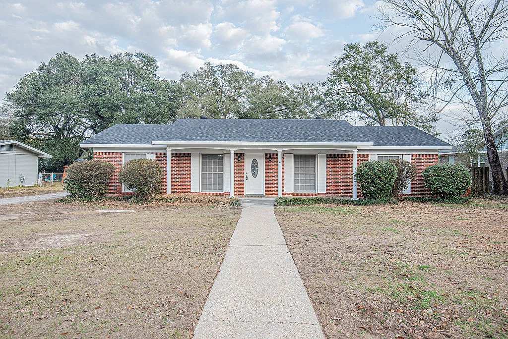 4361 Montclair Circle East - 1 — Photo 1