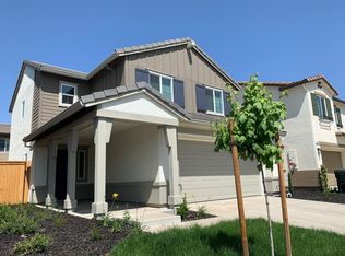 443 Half Dome Dr, Manteca, CA 95337