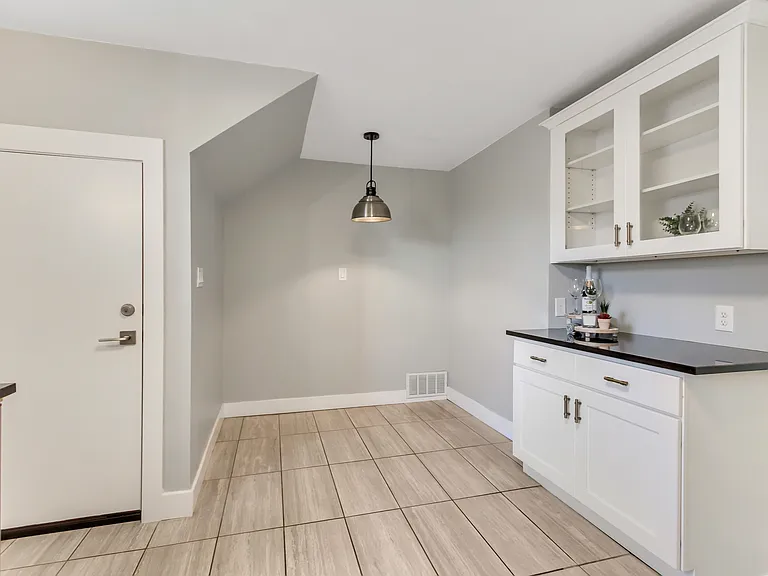 678 E 3rd Ave #1 — Photo 45
