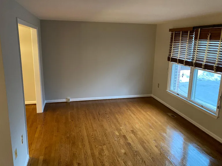 7991 Schooner Ct — Photo 5