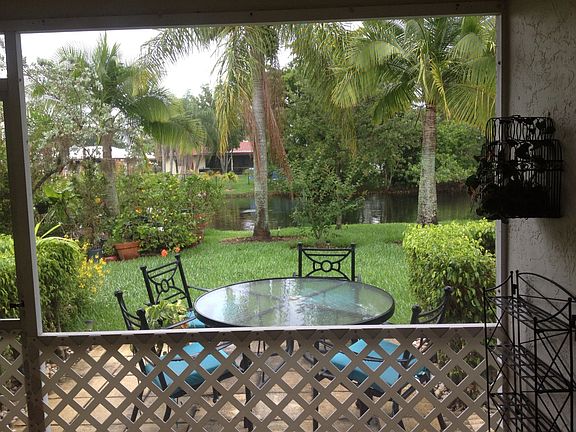 5th image of 7860 Dixie Beach Cir