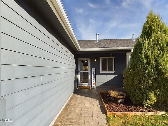 2nd image of 225 Kuchenski Dr