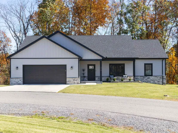 216 Frisco Ln, Bridgeport, WV 26330