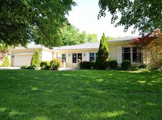 10366 Shawnee Dr, Newburgh, IN 47630