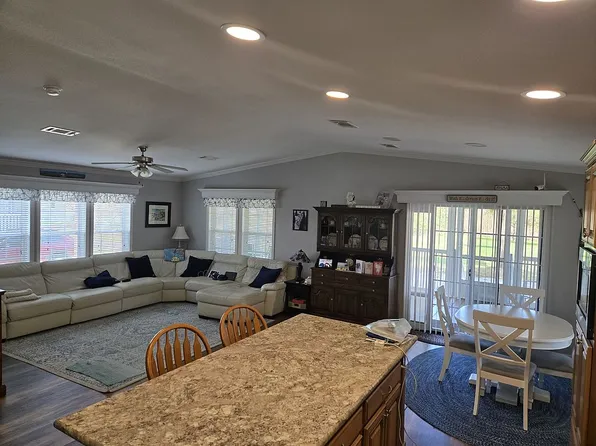 6200 99th St Lot 160, Sebastian, FL 32958