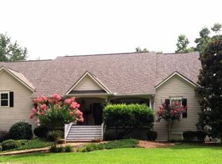 947 Tope Rd, Sharpsburg, GA 30277