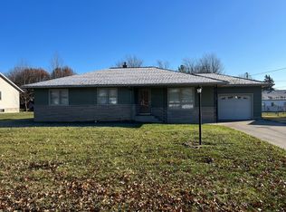 926 N Main St, Effingham, IL 62401