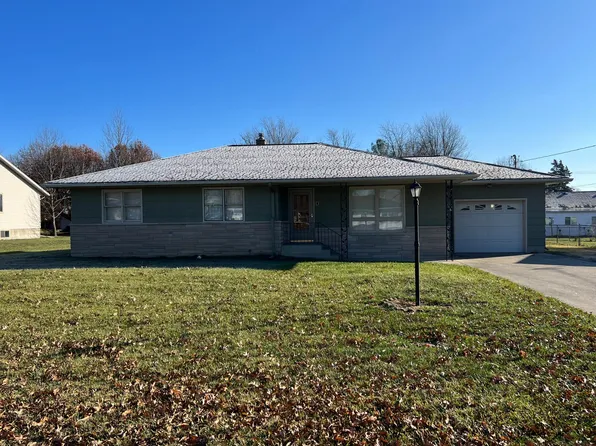 926 N Main St, Effingham, IL 62401