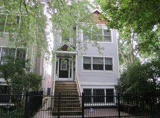 1743 W Nelson St #G, Chicago, IL 60657