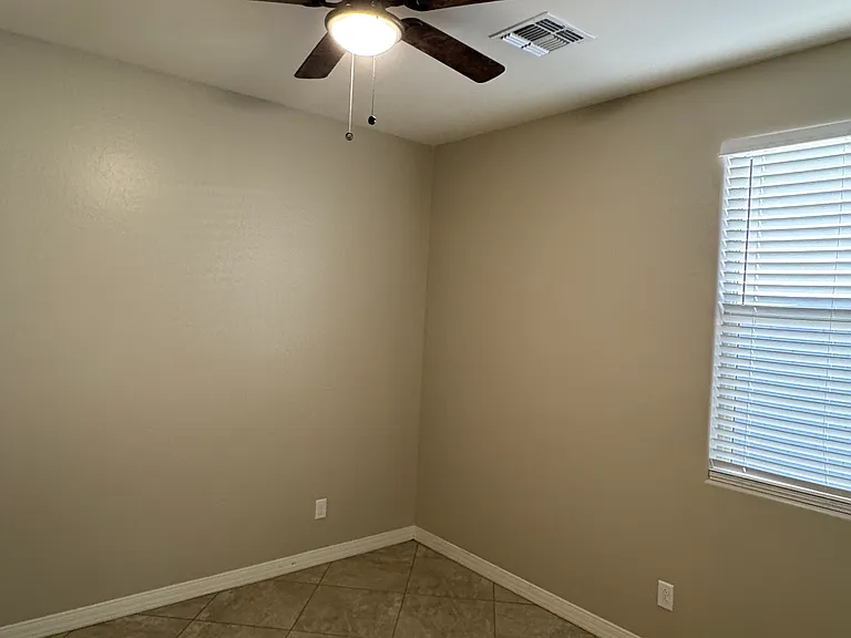 5022 E Glencove St — Photo 20