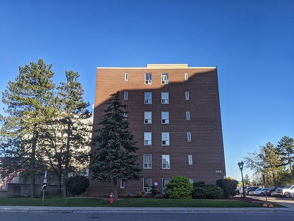 5th image of 205 Vodden St E #401