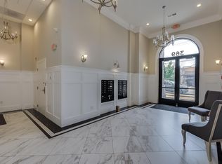 369 E Main St APT 406, Lexington, KY 40507