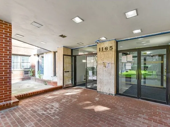 1165 East 54th Street image 5 of 6