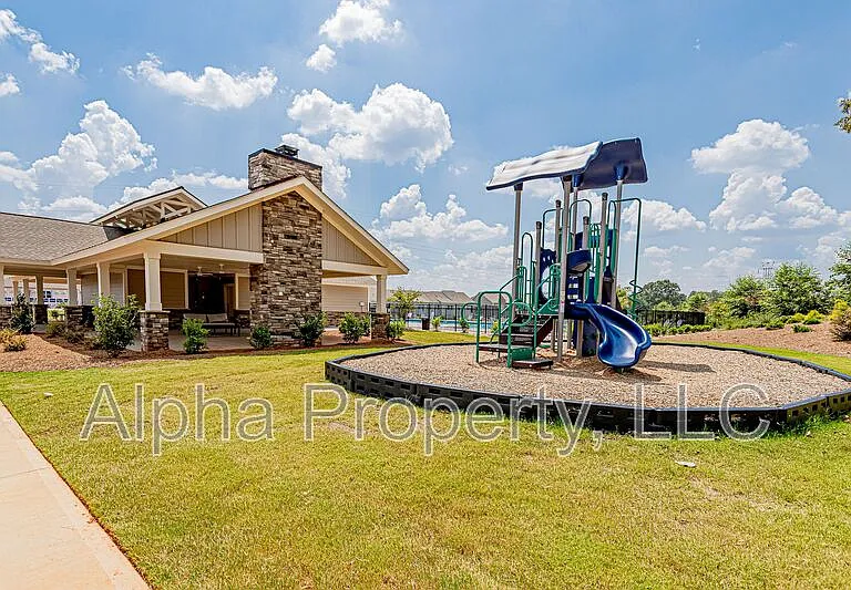540 Yellow Fox Rd — Photo 36