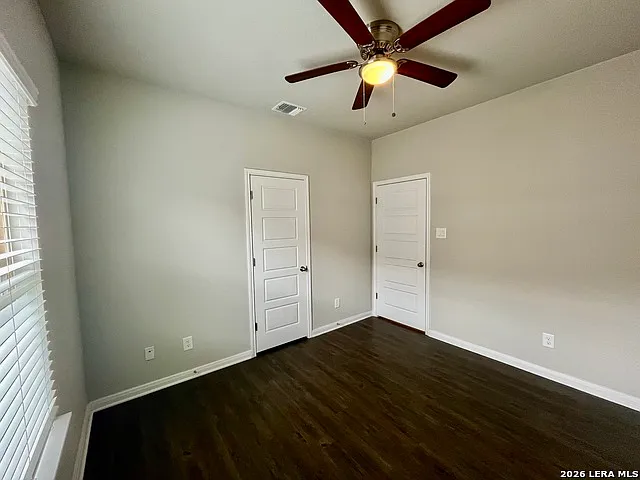 3406 Lindsay Ln — Photo 6